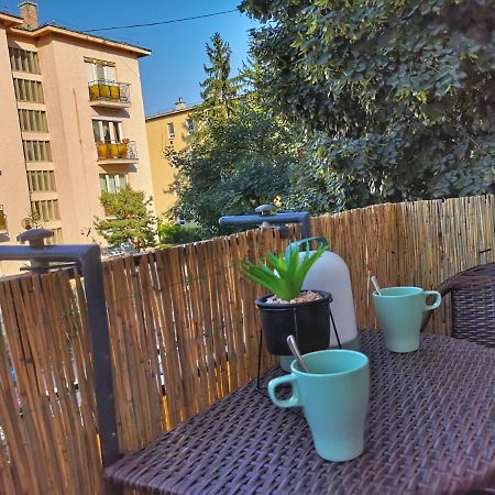 Central Home Apartment In The City Center Eger Buitenkant foto